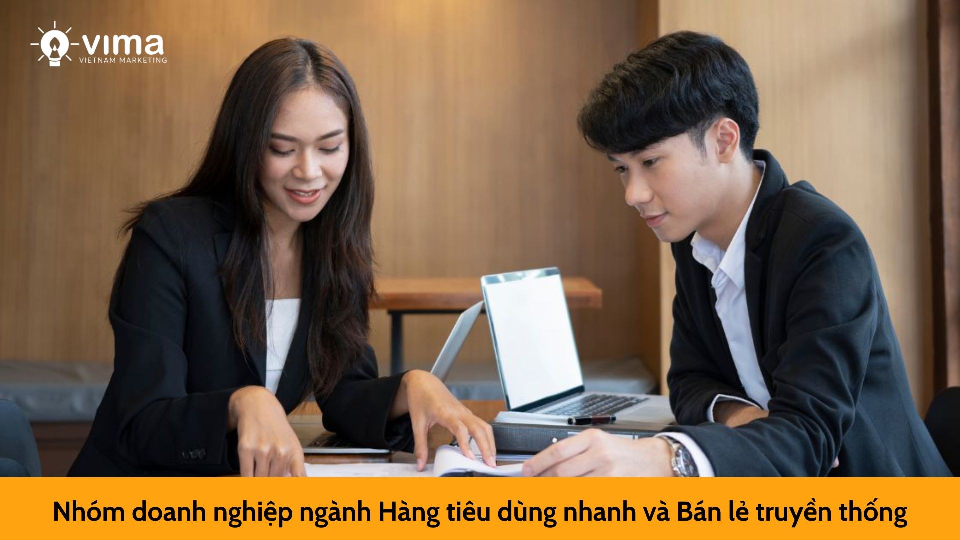 Nhóm doanh nghiệp ngành Hàng tiêu dùng nhanh và Bán lẻ truyền thống